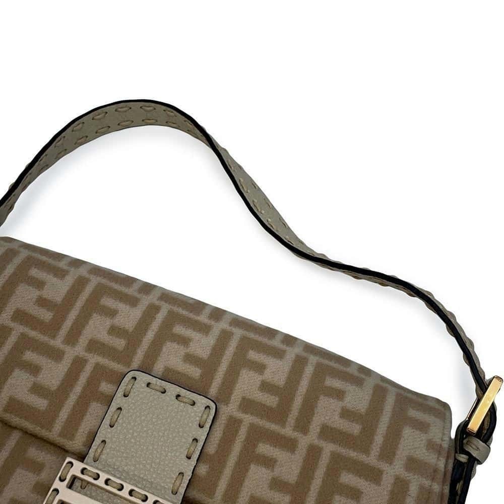 Fendi Zucca Baguette Wool Handbag - Picture 8 of 11